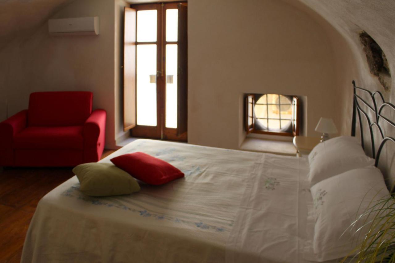 Casa Vacanza U Curtigghiu Lipari  Buitenkant foto