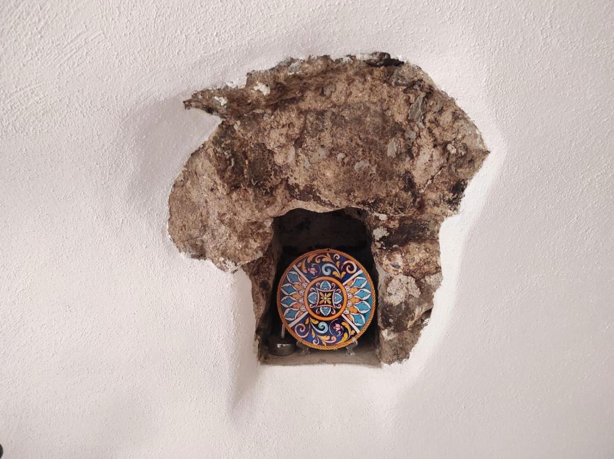 Casa Vacanza U Curtigghiu Lipari  Buitenkant foto